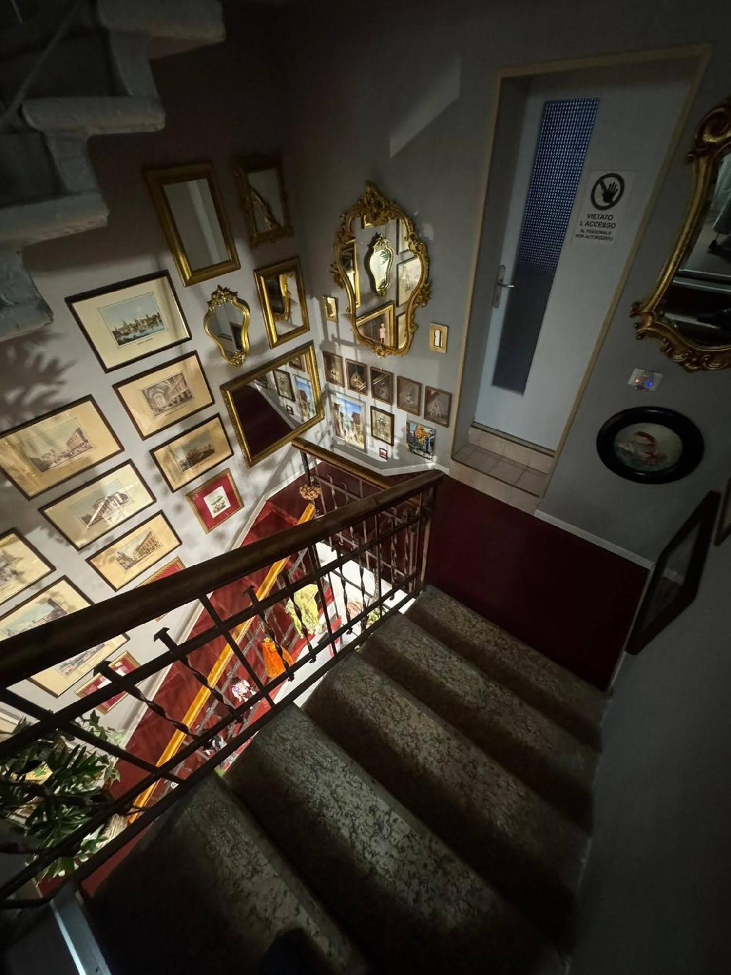 BorgofortePalazzo Adalgisaアパートメント エクステリア 写真